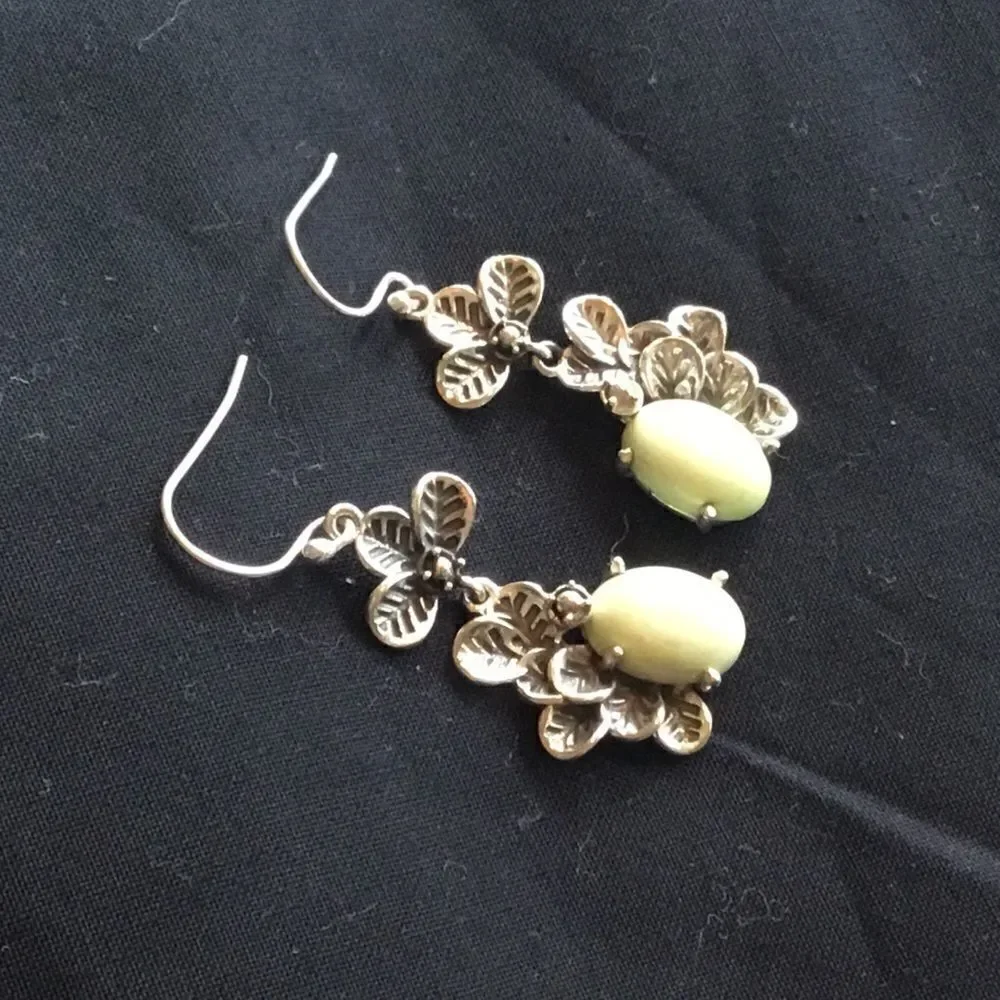 NWOT.  SS Australian Lemon Chrysoprase Earrings
